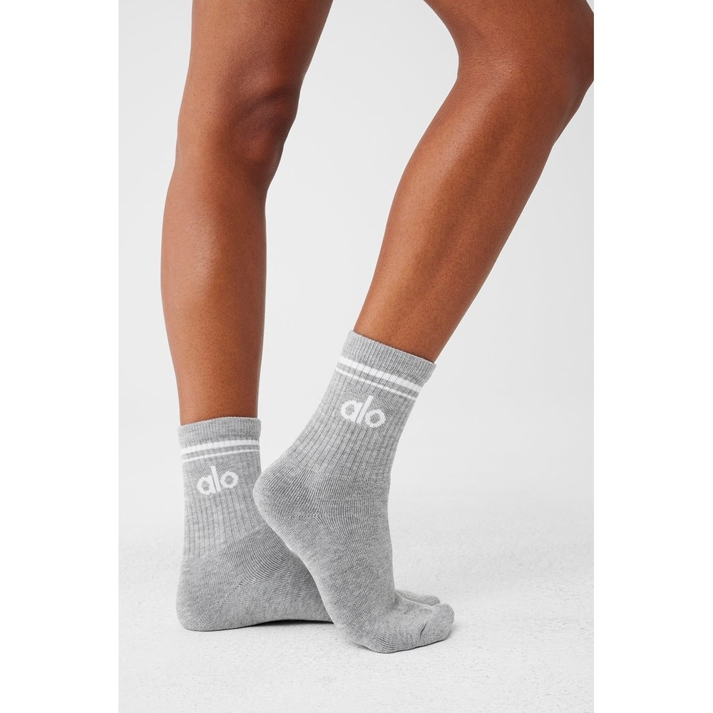 ALO Yoga Half-Crew Throwback Socks Mens Womens Gray/White NWT Medium Casual